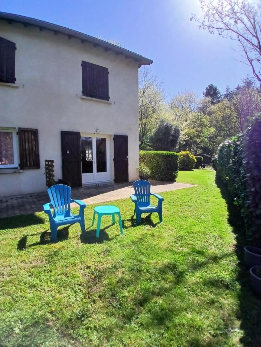 Gites En Cevennes "Chez Steloune" Genolhac Exterior foto